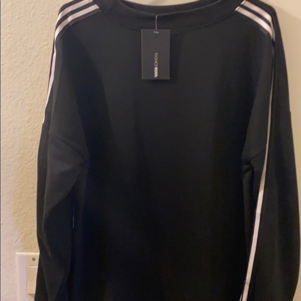 Long sleeve sweater